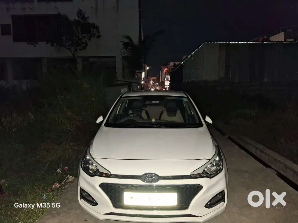 Hyundai Elite I20 2020 Petrol 40000 Km Driven