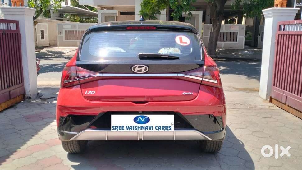 Hyundai I20 Asta (o) 1.2 Ivt Dual Tone, 2025, Petrol