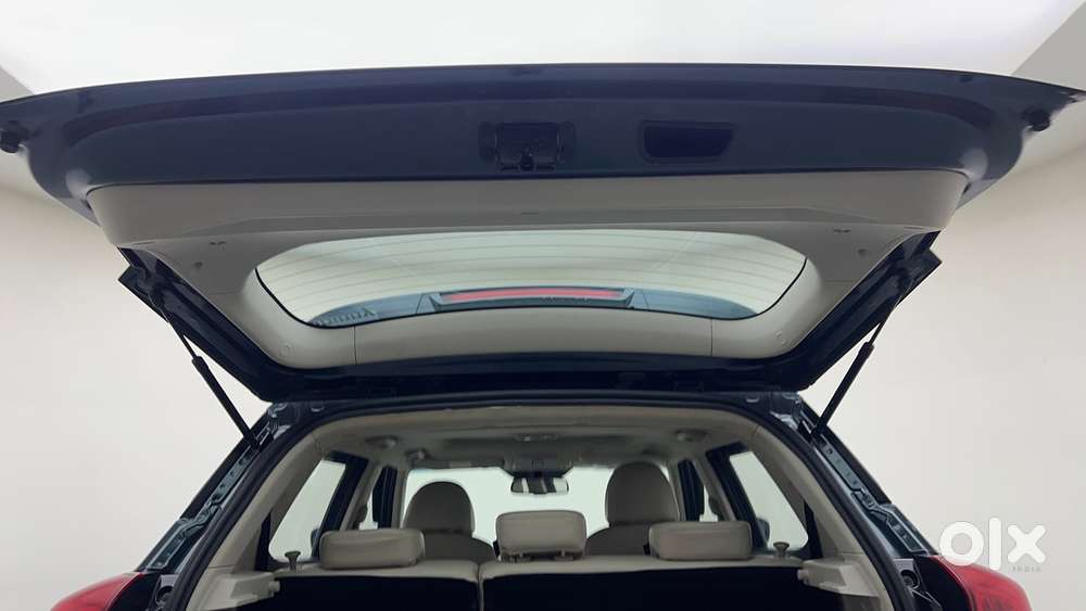 Mahindra Xuv300 W8 Option, 2022, Petrol
