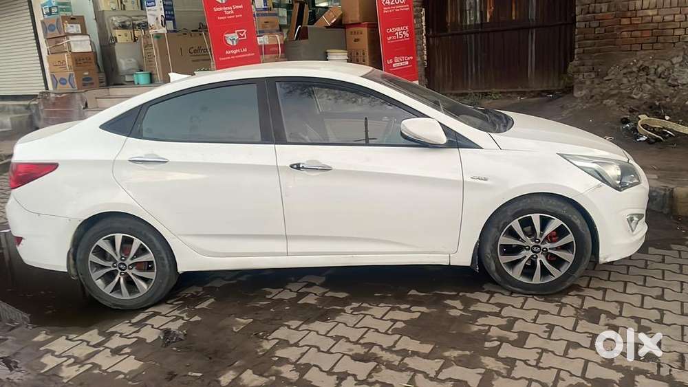 Hyundai Diesel Car 2015 Model