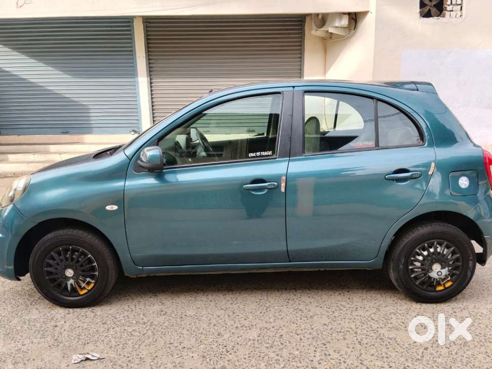 Nissan Micra Cvt Xv, 2015, Petrol