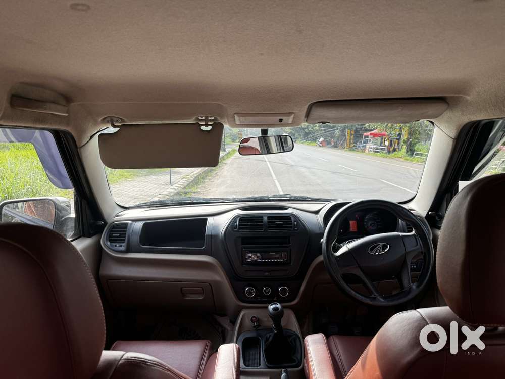 Mahindra Tuv 300 T6, 2016, Diesel