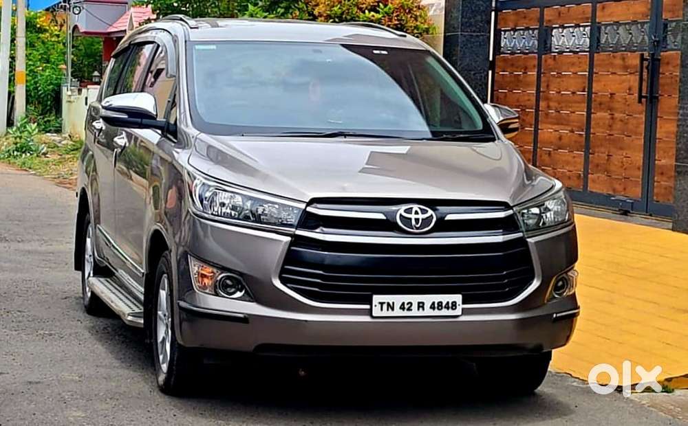 Toyota Innova Crysta G 8 Str, 2016, Diesel