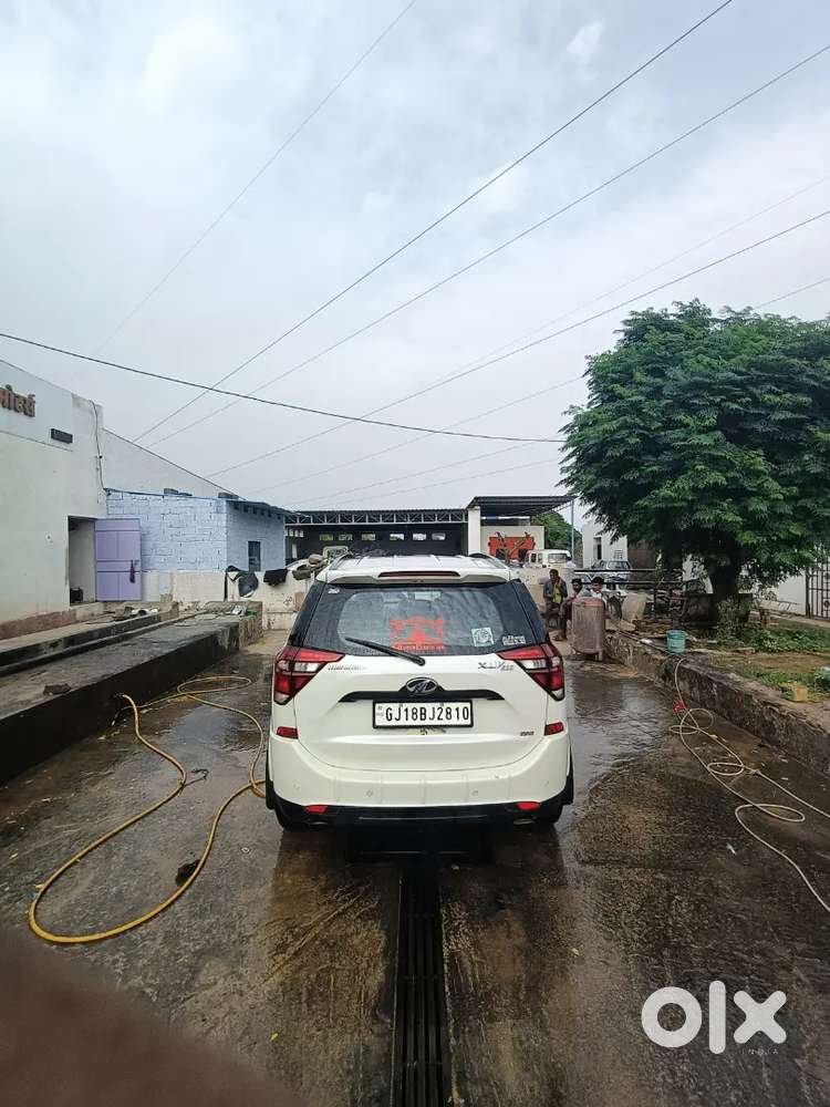Mahindra Xuv500 2018