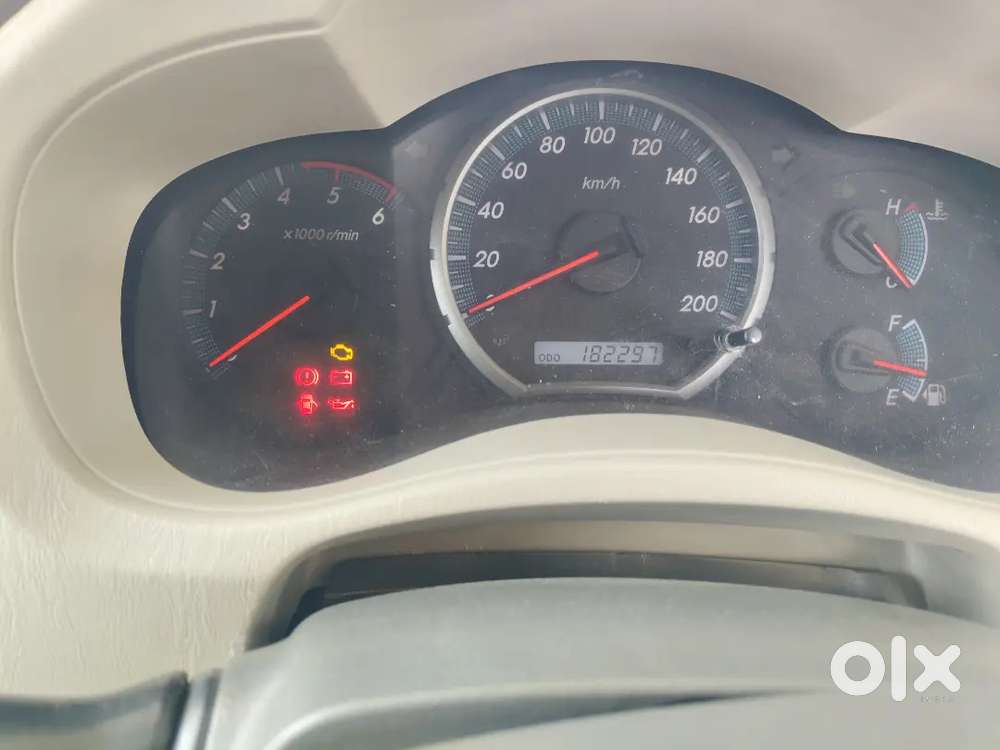 Toyota Innova 2013 Diesel Well Maintained