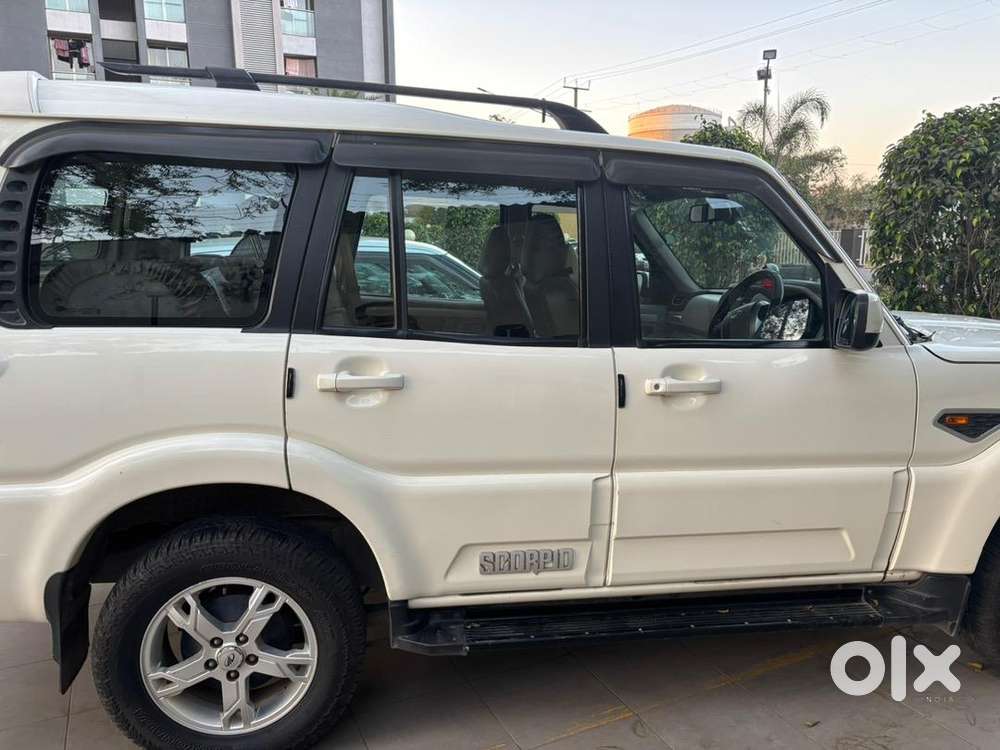 Mahindra Scorpio 2016 Diesel Well Maintained