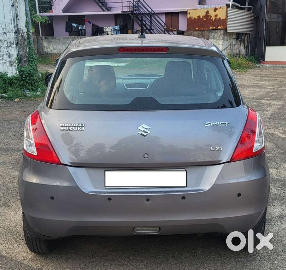 Maruti Suzuki Swift Lxi Option, 2015, Petrol