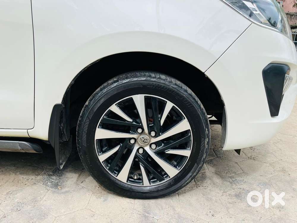 Toyota Innova Crysta [ ] 2.4 Zx At 7 Str, 2021, Diesel