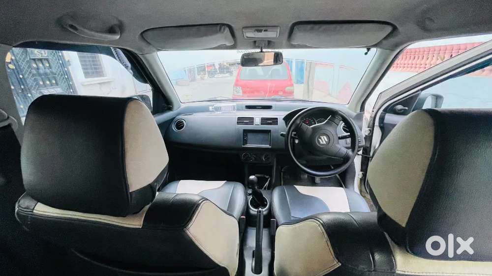 Maruti Suzuki Swift 2009 Petrol 93600 Km Driven