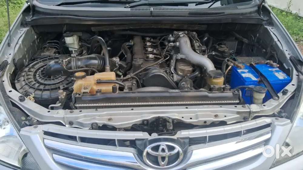 Toyota Innova 2011 Diesel Well Maintained