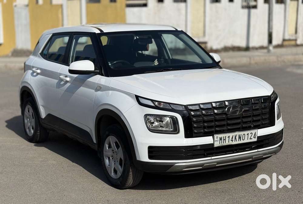 Hyundai Venue E 1.2 Petrol, 2022, Petrol