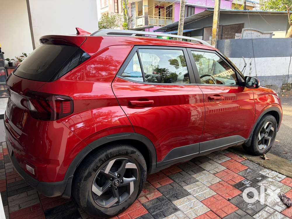 Hyundai Venue 2019 Turbo Petrol Well Maintained