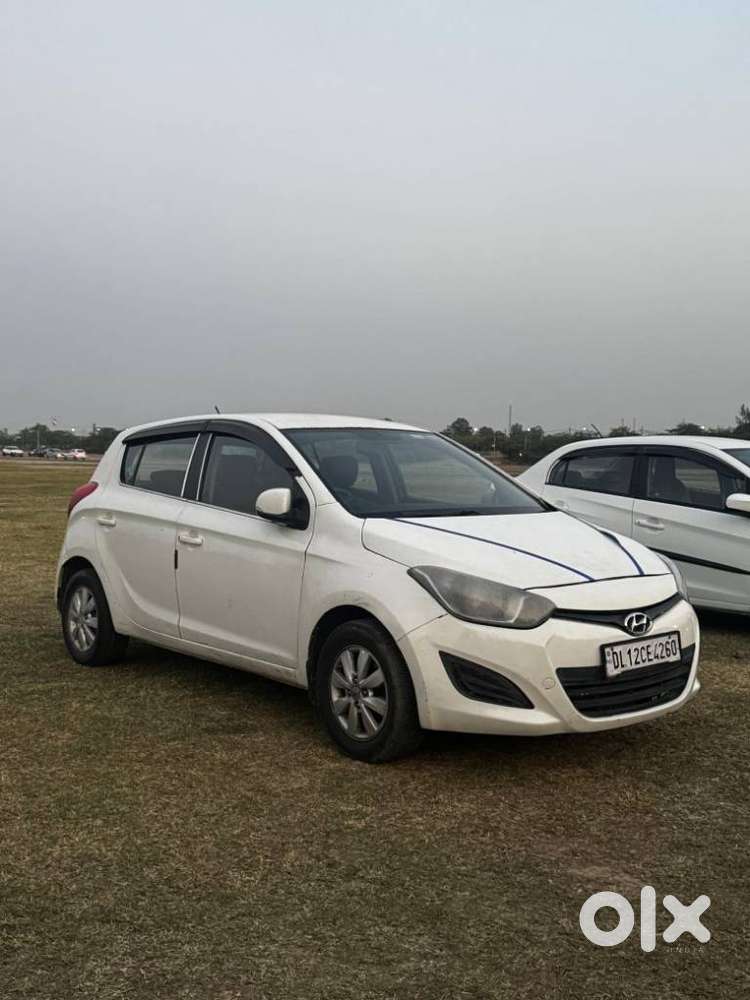 Hyundai I20 Sportz 1.2 Bs-iv, 2013, Petrol