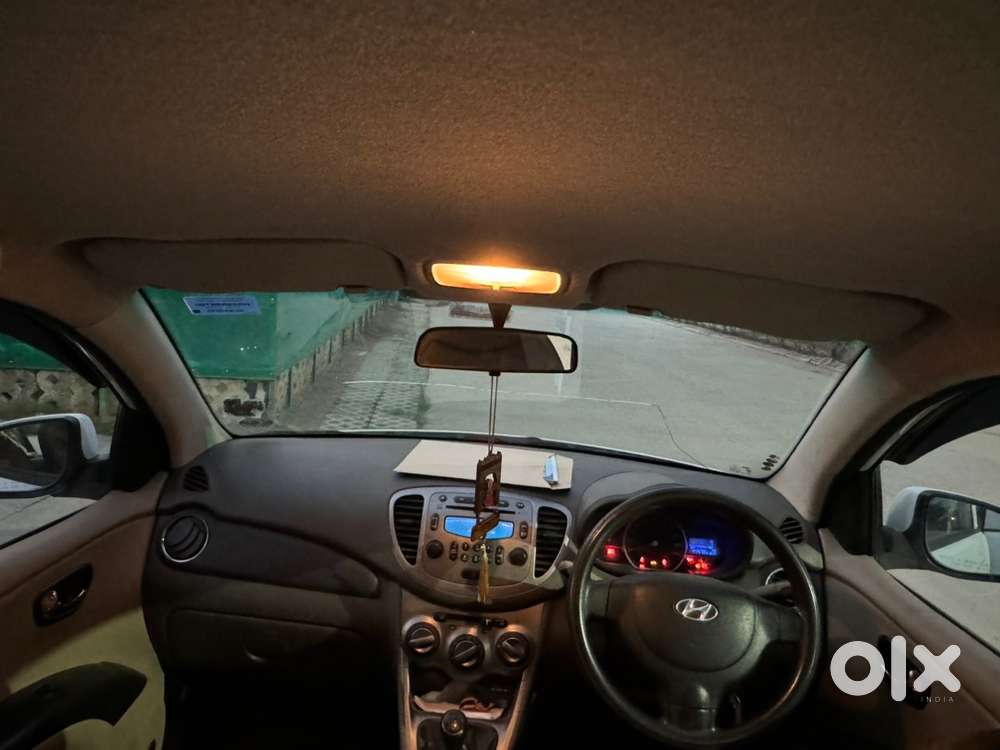 Hyundai I10 Sportz Petrol 2011