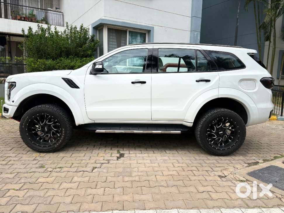 Ford Endeavour 3.2 Titanium At 4x4, 2017, Diesel