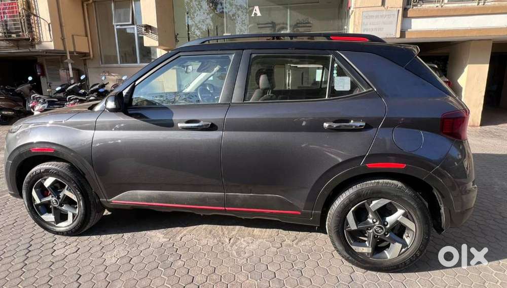 Hyundai Venue 1.0 Sx Plus Turbo Dct Dual Tone, 2021, Petrol