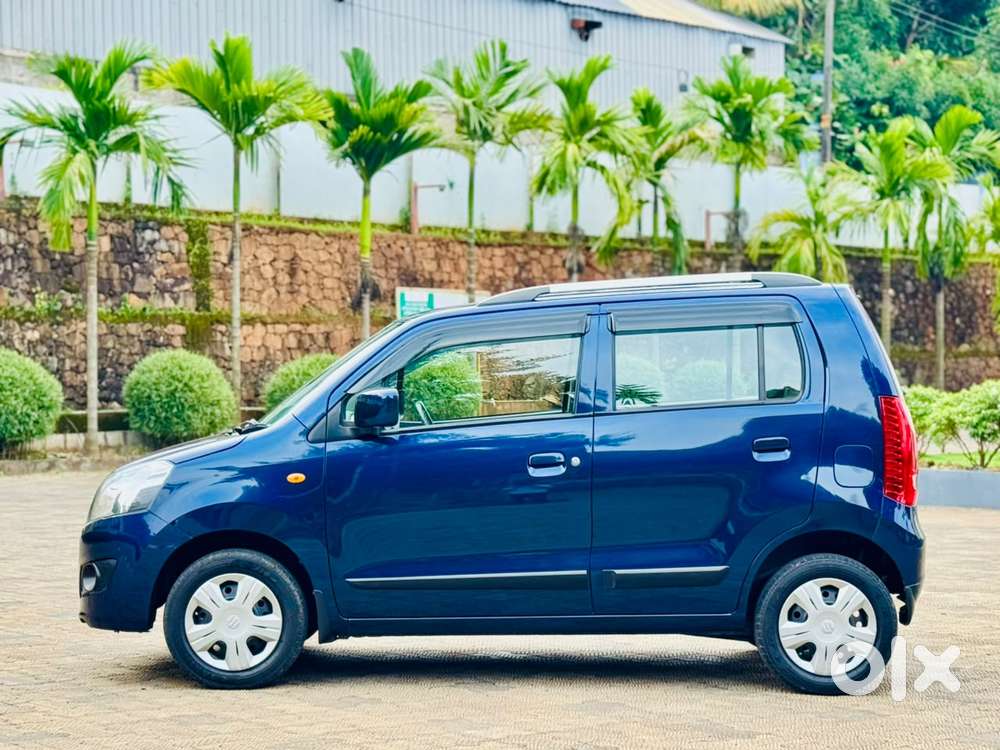 Maruti Suzuki Wagon R Vxi 1.0, 2018, Petrol