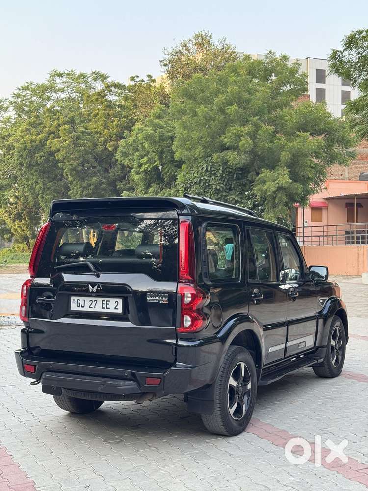 Mahindra Scorpio Classic 2.2 S 11 Mt 7 Str, 2024, Diesel
