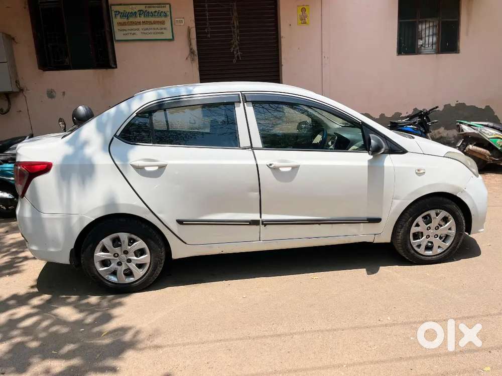 Hyundai Xcent 2016 Diesel Well Maintained