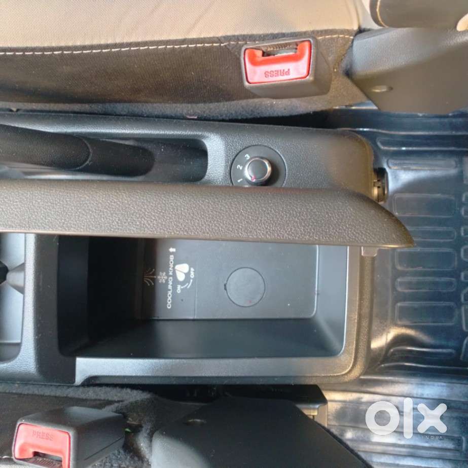 Renault Triber Rxz Easy-r Amt, 2020, Petrol