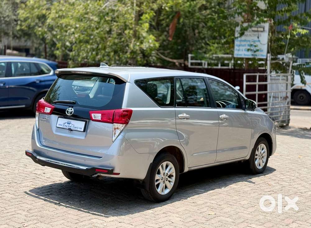 Toyota Innova Crysta 2.4 G Mt 7 Str, 2023, Diesel