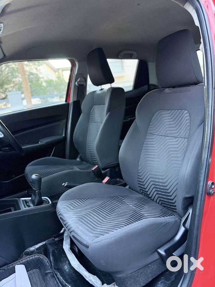 Maruti Suzuki Swift Vxi Optional, 2022, Petrol