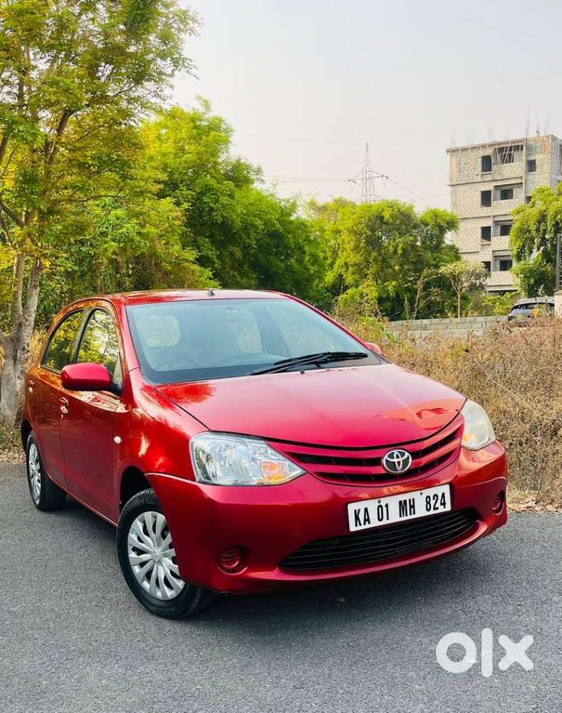 Toyota Etios Liva 2011-2012 J, 2011, Petrol