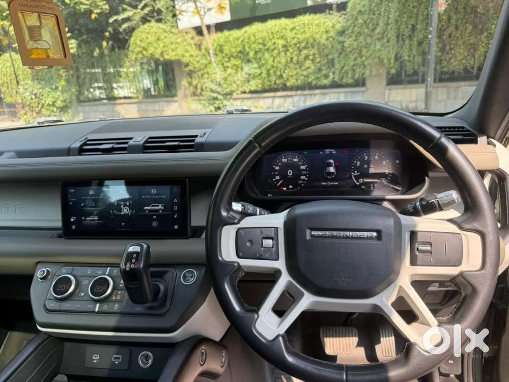 Land Rover Defender, 2023, Petrol