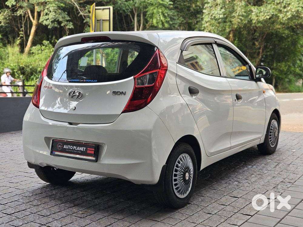 Hyundai Eon Era +, 2017, Petrol