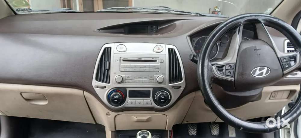 Urgent Sale Good Condition Car, I 20 Sportz 2011 Passing 2031 Takk