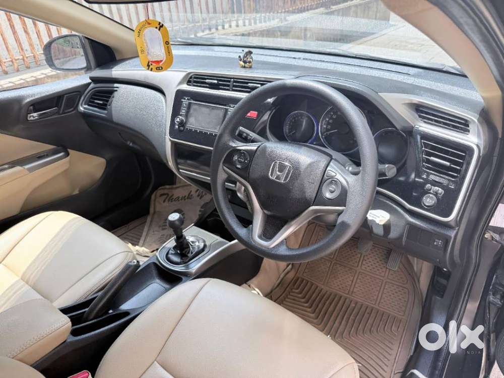 Honda City V Mt Exclusive, 2015, Petrol