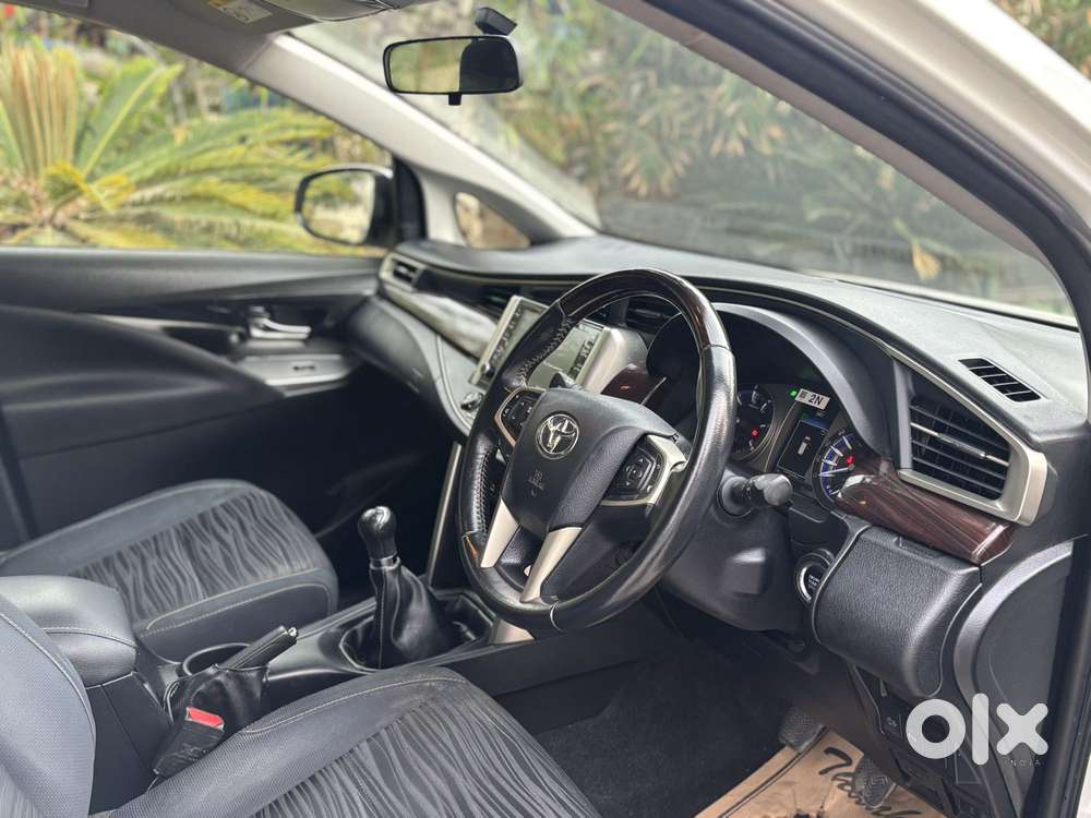 Toyota Innova Crysta [2020-ongoing] 2.4 Vx 7 Str, 2021, Diesel