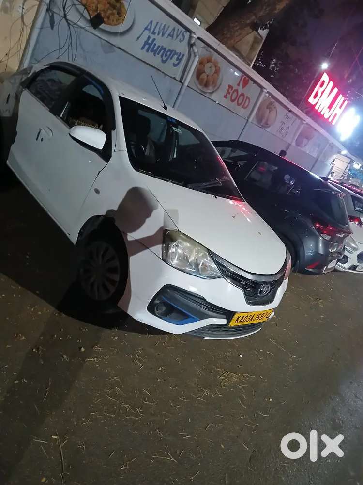 Toyota Etios 2014 Cng & Hybrids 200000 Km Driven