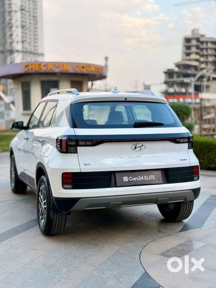 Hyundai Venue Sx Plus Turbo Dct, 2025, Petrol