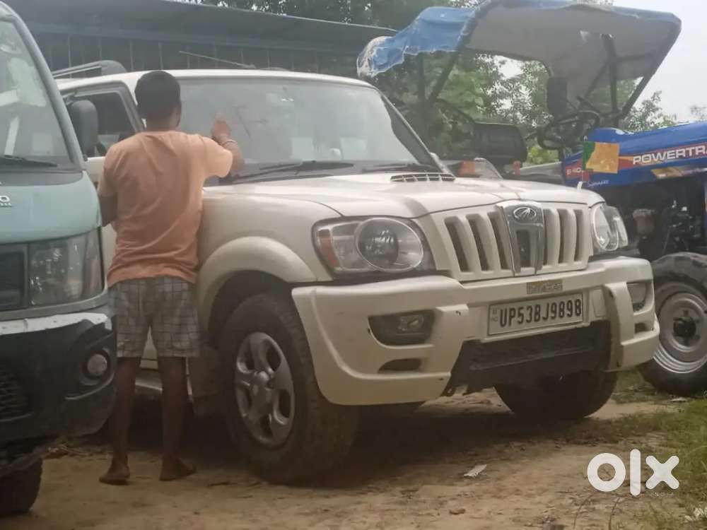 Mahindra Scorpio 2013 Diesel Manual