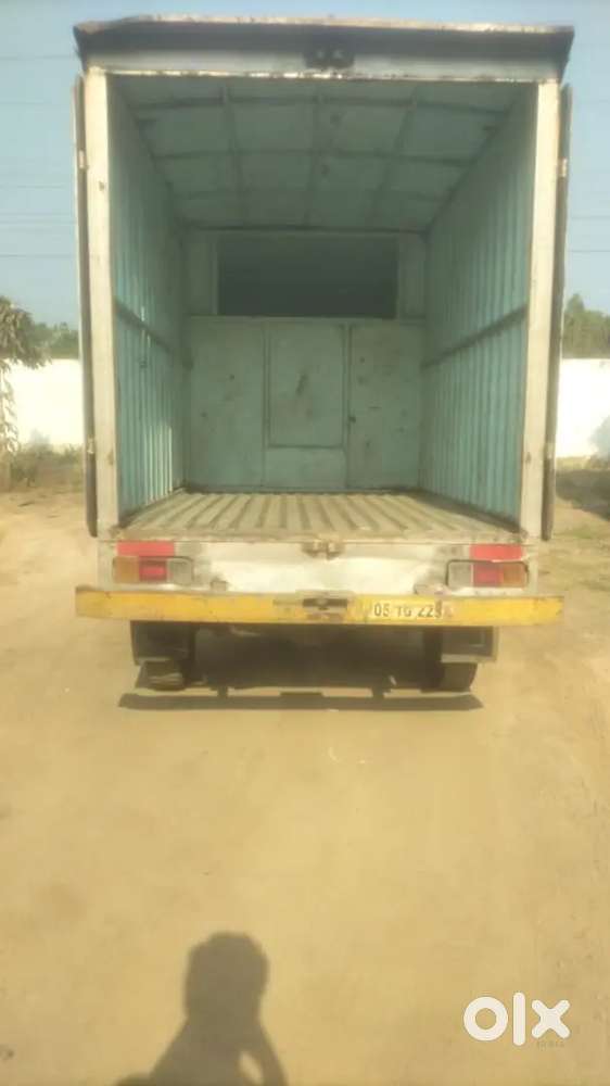 Ashok Leyland Bada Dost 2015