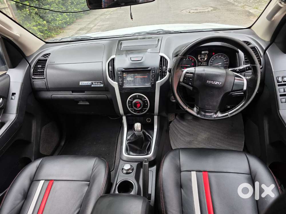 Isuzu V-cross Z 4x4 Mt, 2020, Diesel