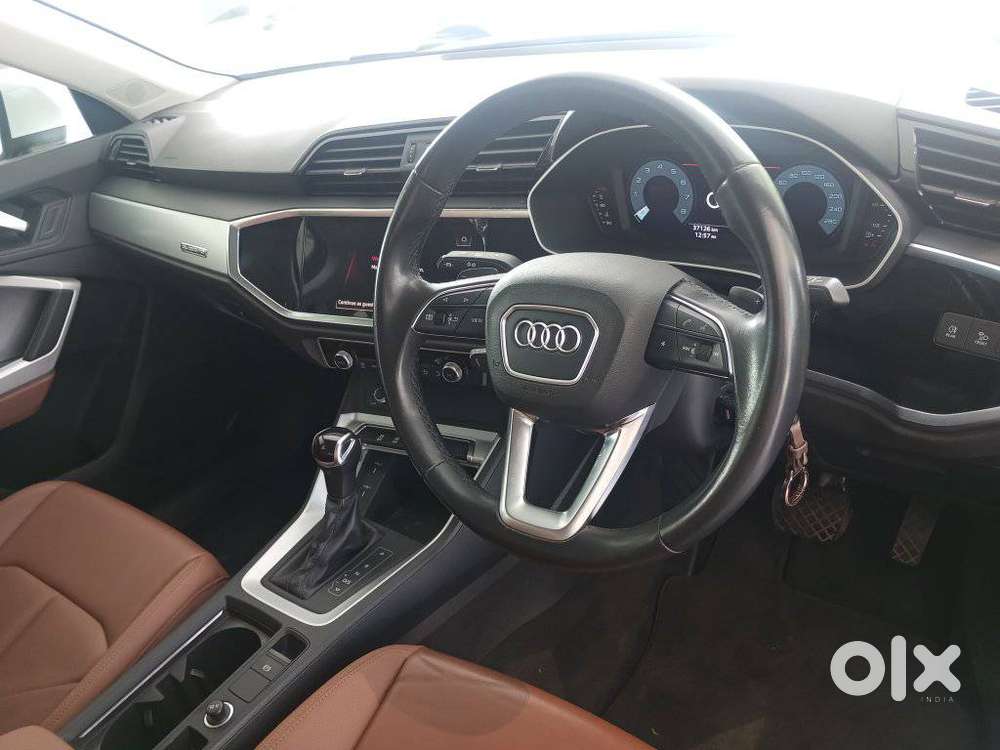 Audi Q3 40 Tfsi Premium Plus, 2023, Petrol