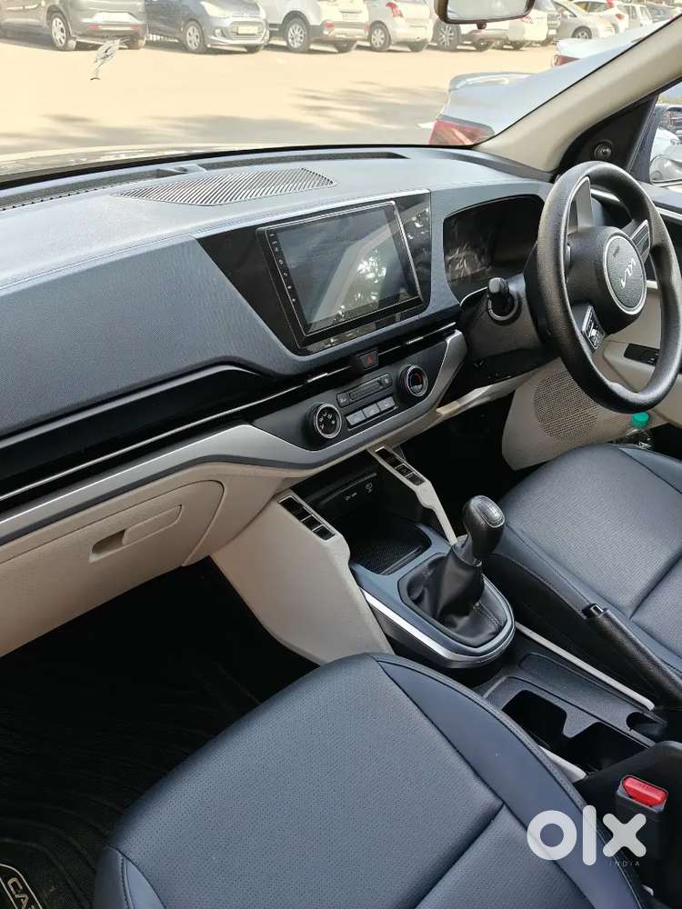 Kia Carens 2024 Diesel Well Maintained