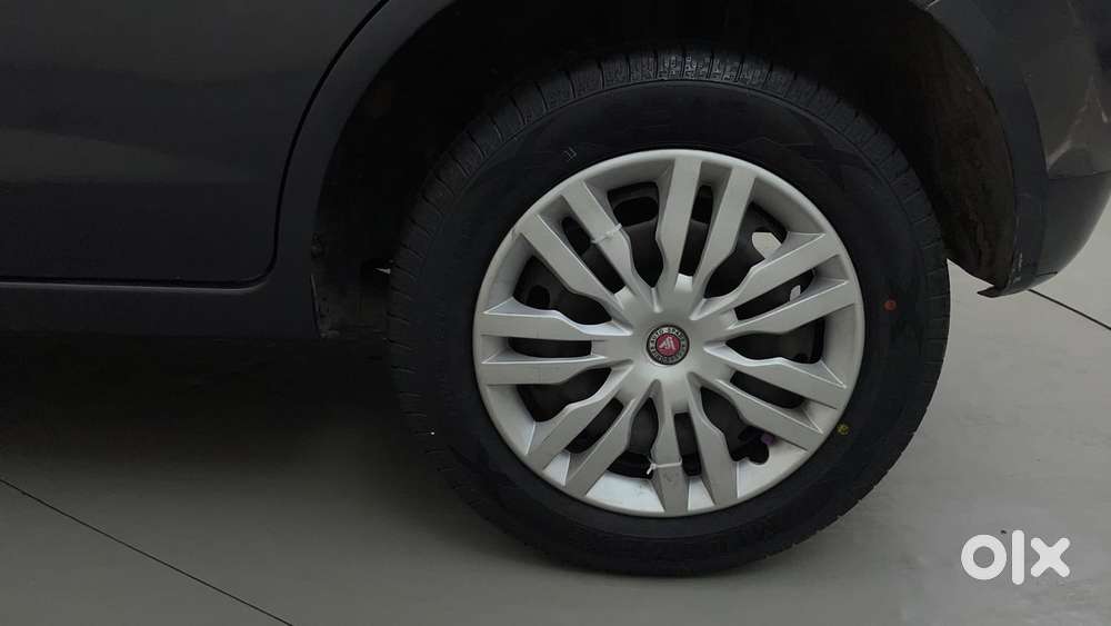 Ford Figo Petrol Zxi, 2013, Petrol