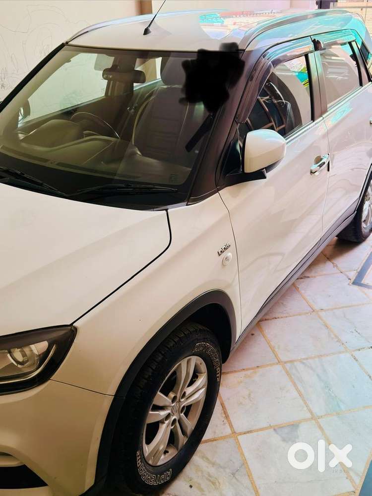 Maruti Suzuki Brezza 2016 Diesel Well Maintained