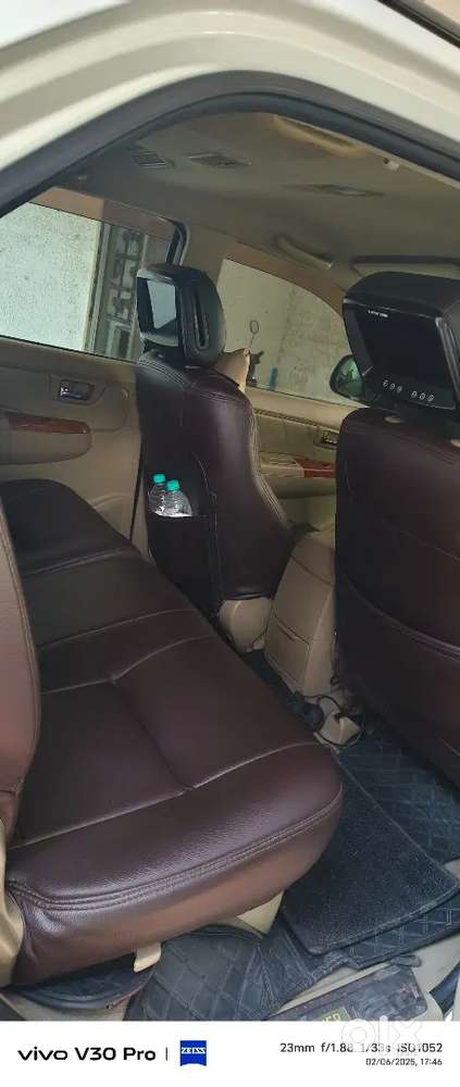 2011 Toyota Fortuner 4x4