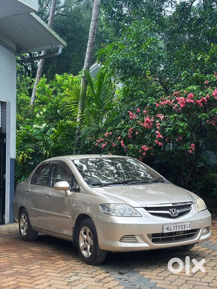 Honda City Zx Petrol 2006