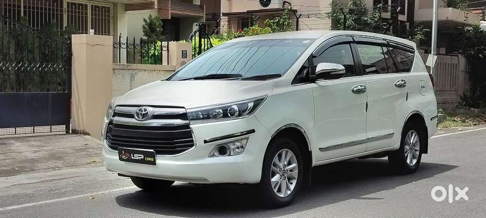 Toyota Innova Crysta 2.4 V 7 Str, 2016, Diesel