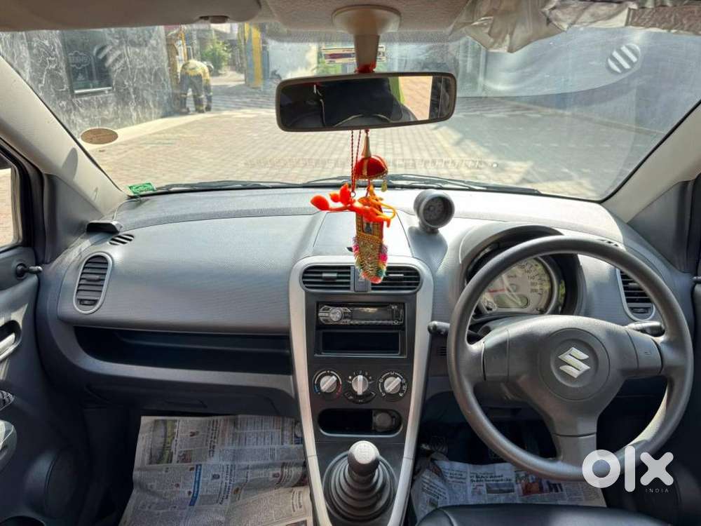Maruti Suzuki Ritz Vxi, 2013, Petrol