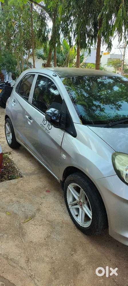 Honda Brio 2014 Petrol Well Maintained
