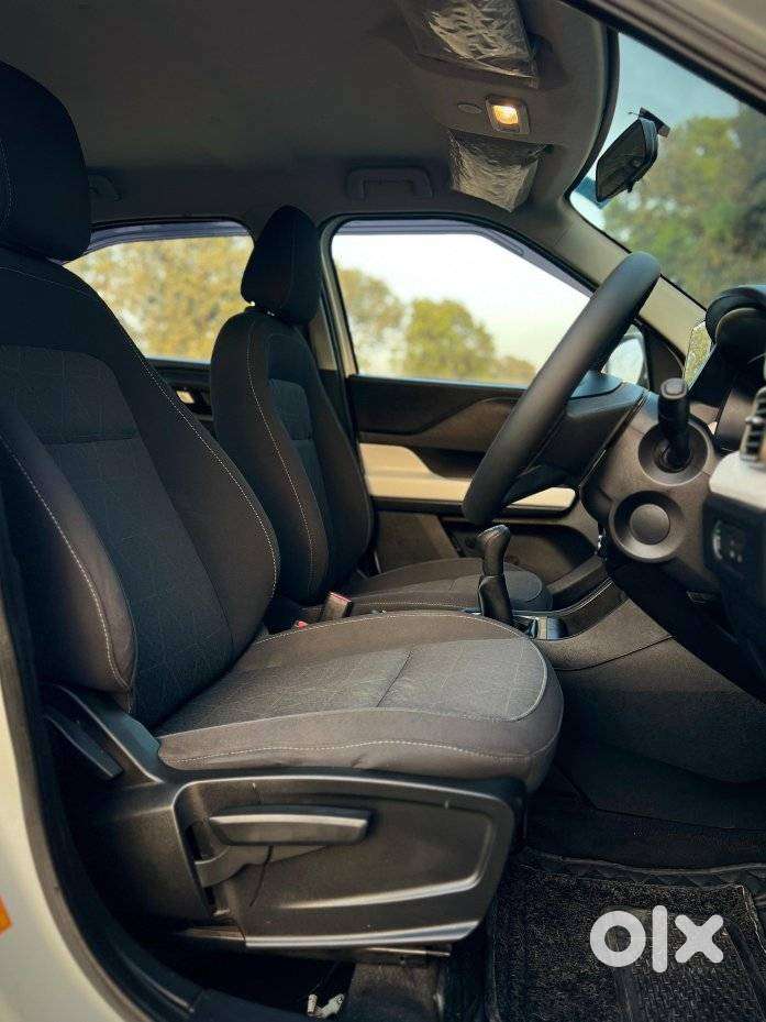 Tata Punch 1.2 Revotron Accomplished Camo Edition, 2022, Petrol