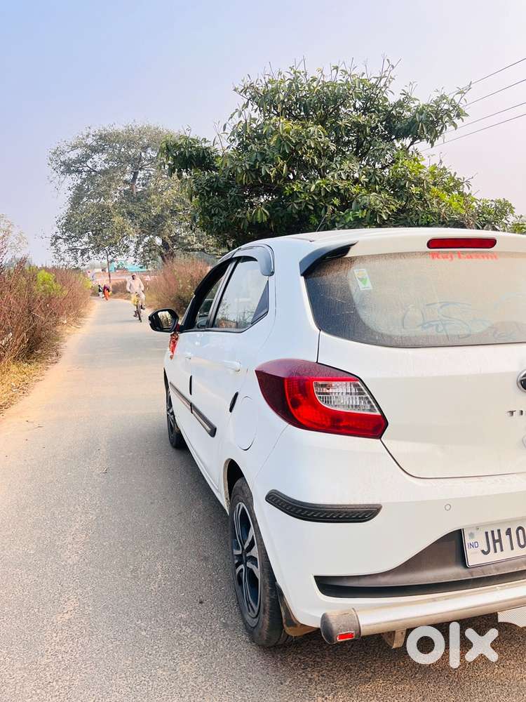 Tata Tiago 2025 Petrol