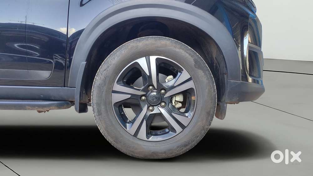 Tata Nexon Creative Plus S 1.2 Revotron Petrol 6 Mt, 2025, Petrol
