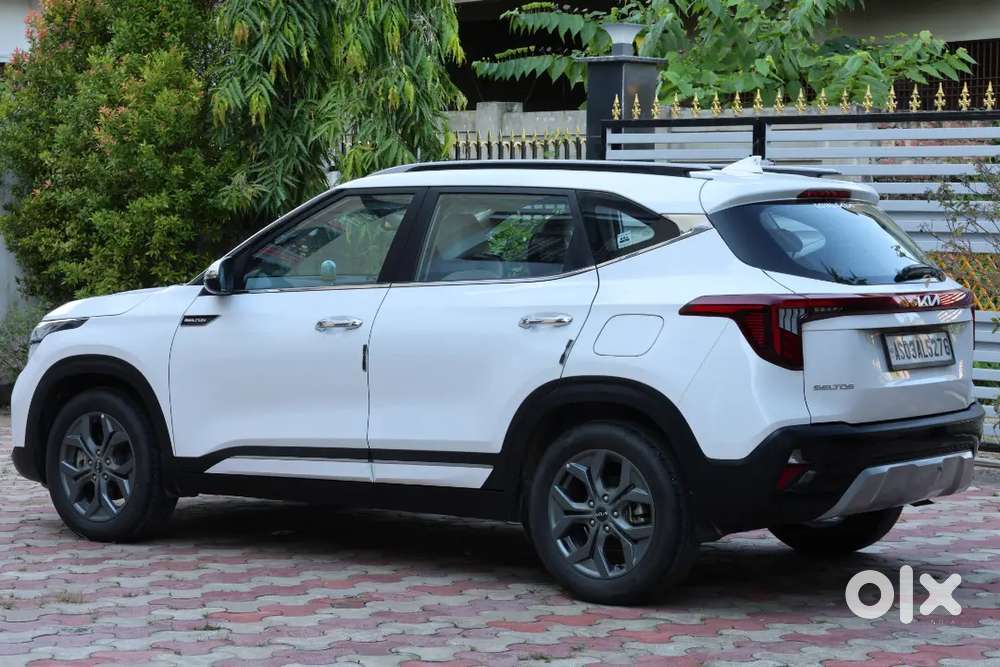 2024 Kia Seltos Htx 1.5 Petrol Mt  White  Like New  20,500 Km